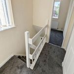 Rent 3 bedroom flat in North West England