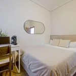 Rent a room of 120 m² in madrid