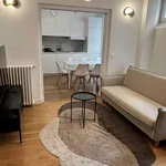 Appartement de 23 m² avec 1 chambre(s) en location à Paris