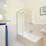 Rent 1 bedroom apartment in St Kilda