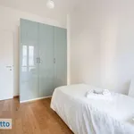 Rent 3 bedroom apartment of 100 m² in Milan