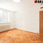 Pronajměte si 3 ložnic/e byt o rozloze 75 m² v Brno