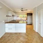 Rent 3 bedroom house in  Smithfield QLD 4878                        