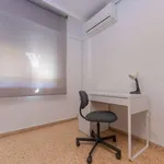 Rent a room of 125 m² in valencia