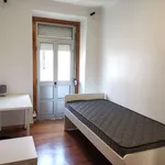 Rent a room in lisbon