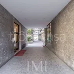 Rent 2 bedroom apartment of 85 m² in Milano