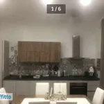 Affitto 3 camera appartamento di 80 m² in Palermo