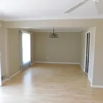 Rent 3 bedroom apartment of 150 m² in Oakland