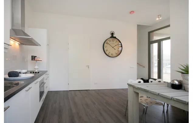 Huur 2 slaapkamer appartement van 106 m² in Zaandam