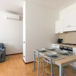 Rent 1 bedroom apartment in Milan