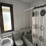 Rent a room of 160 m² in granada