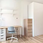 Rent 3 bedroom apartment of 52 m² in Berlin