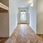 Rent 3 bedroom apartment of 65 m² in budapest