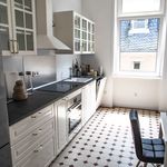 Miete 6 Schlafzimmer wohnung von 24 m² in Frankfurt