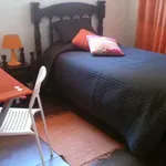 Rent a room in porto