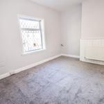 Rent 2 bedroom flat in North West England