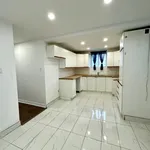 Rent 5 bedroom apartment in Montreal