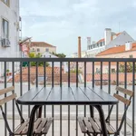 Rent 1 bedroom apartment of 56 m² in lisbon