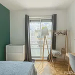 Appartement de 1227 m² avec 6 chambre(s) en location à Paris