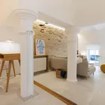 Rent 5 bedroom apartment of 65 m² in Barcelona