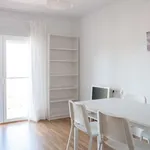 Rent a room of 75 m² in madrid