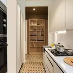 Rent 5 bedroom apartment of 110 m² in Barcelona