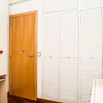 Rent a room of 80 m² in barcelona