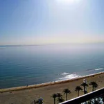 Rent 4 bedroom apartment in Alicante