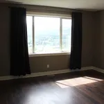 Maison de 1517 m² avec 3 chambre(s) en location à Kelowna