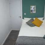 Rent a room of 120 m² in madrid