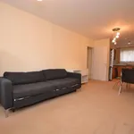 Flat to rent in Drake Way, Reading RG2