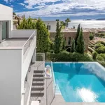 Rent 2 bedroom apartment of 337 m² in alicante