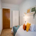 Rent a room of 598 m² in Madrid