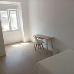 Rent a room in lisbon