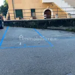 Affitto 5 camera appartamento di 164 m² in Genoa