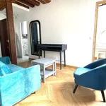 Rent 2 bedroom house of 33 m² in Paris