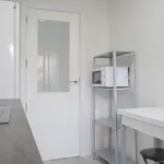 Rent a room of 65 m² in madrid