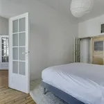 Appartement de 1300 m² avec 3 chambre(s) en location à Paris