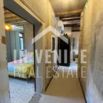 Rent 4 bedroom apartment of 97 m² in Venice