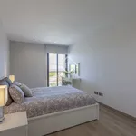 Rent 6 bedroom house of 728 m² in Valencia