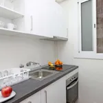 Rent 4 bedroom apartment in Barcelona