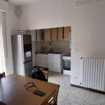 Affitto 3 camera appartamento di 86 m² in Bologna