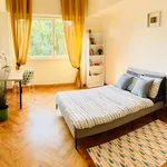 Rent a room of 200 m² in milan