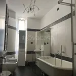 Rent 2 bedroom apartment of 92 m² in Milano