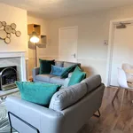 Rent 4 bedroom house in Leeds