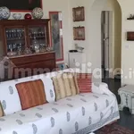 Rent 5 bedroom apartment of 170 m² in Genoa