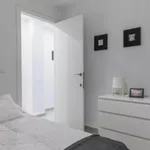 Rent 4 bedroom apartment in Valencia