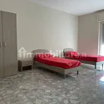 Rent 4 bedroom apartment of 140 m² in Foggia