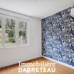 Rent 4 bedroom house of 148 m² in LYON 06