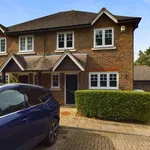 Rent 3 bedroom flat in Wealden